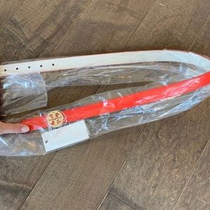 New Tory Burch Reversible 1” Logo Belt